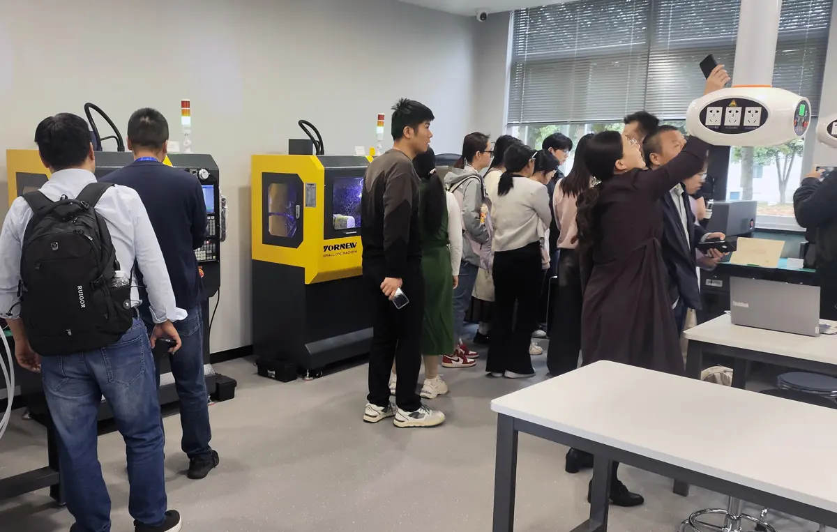 MX220 Mini 5-Axis CNC Machining Center